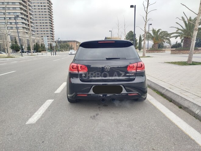 Volkswagen Golf R-5