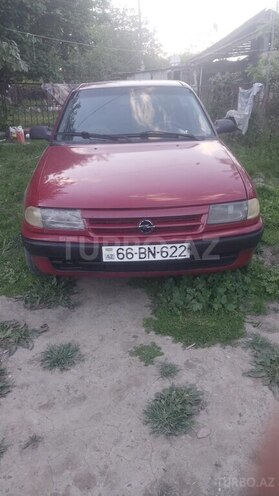 Opel Astra-1