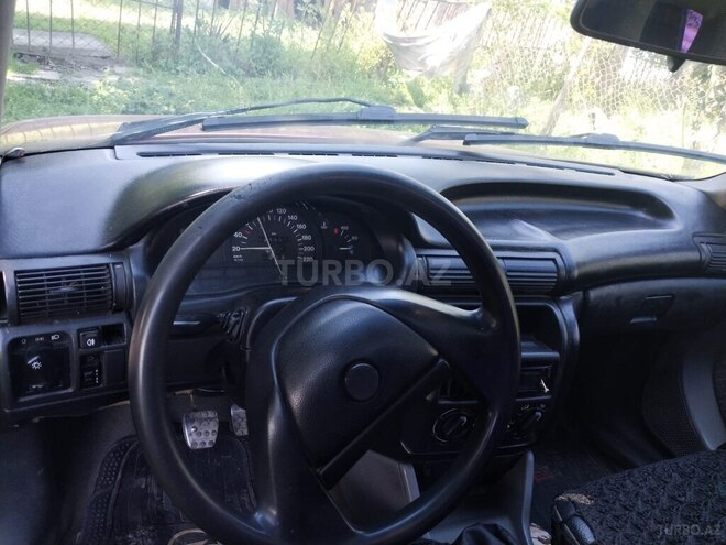 Opel Astra-6