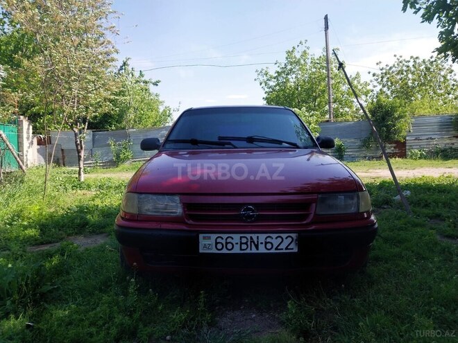 Opel Astra-2