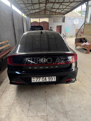 Hyundai Sonata-2