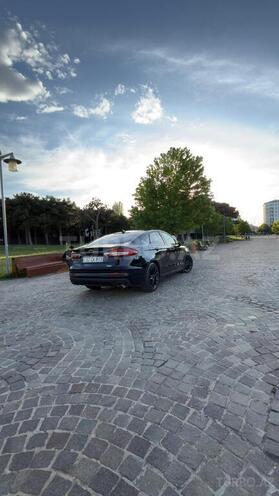 Ford Fusion (North America)-6
