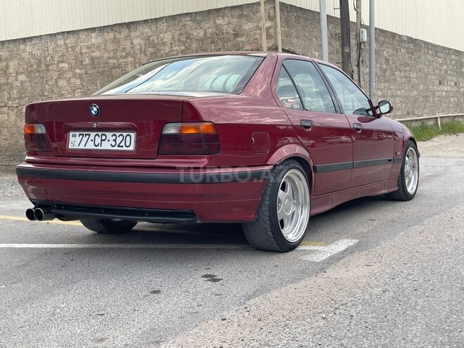 BMW 325-7