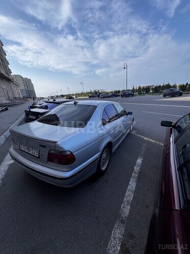 BMW 523-6
