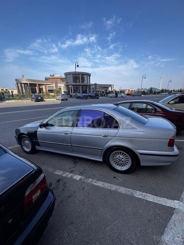 BMW 523-7