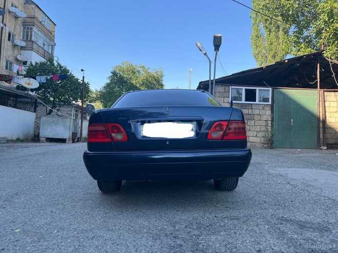 Mercedes E 200-15