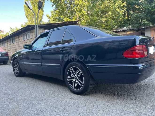 Mercedes E 200-12