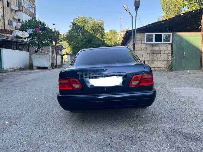 Mercedes E 200-16