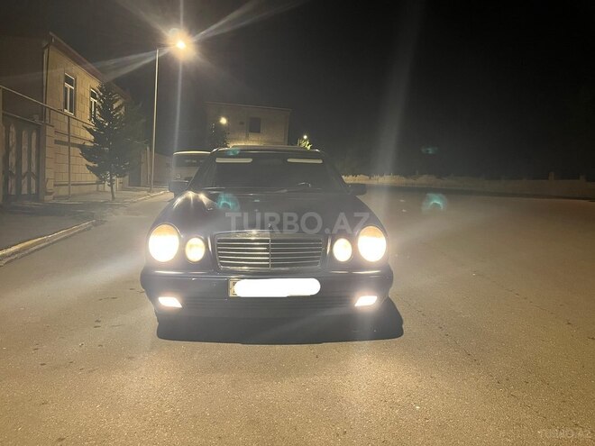 Mercedes E 200-6