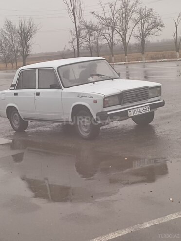 LADA (VAZ) 2107-2
