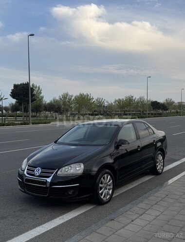 Volkswagen Jetta-1