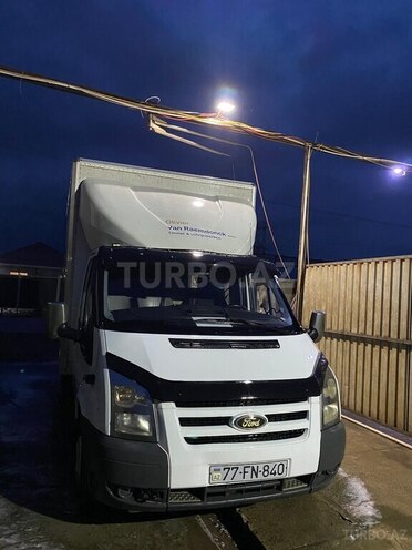 Ford Transit-1