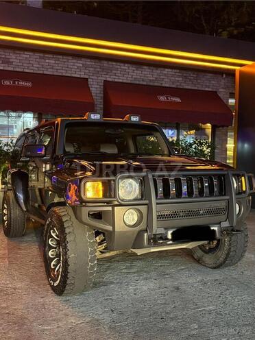 Hummer H3-2
