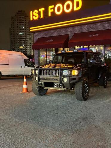 Hummer H3-6