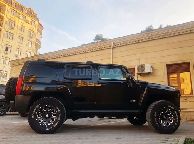 Hummer H3-9