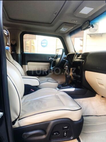 Hummer H3-11