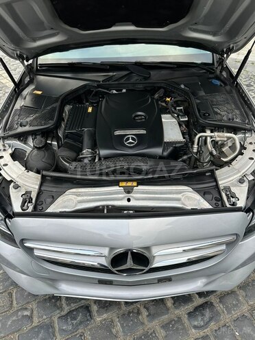 Mercedes C 300 4MATIC-5