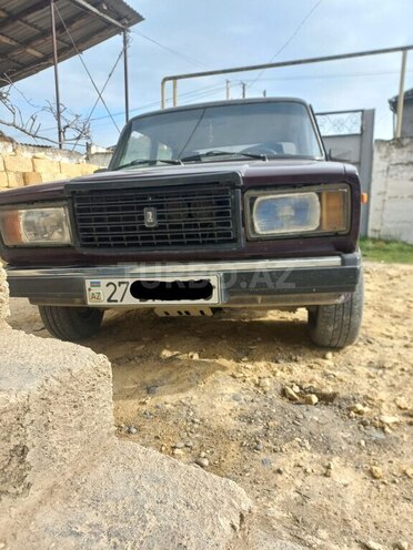 LADA (VAZ) 2107-1