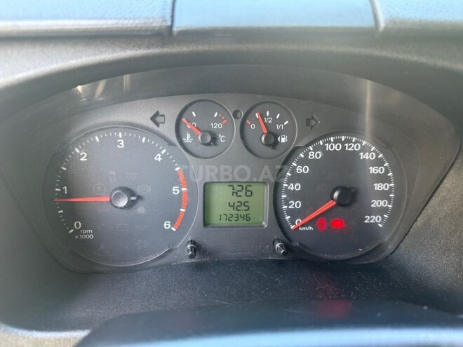 Ford Transit-4