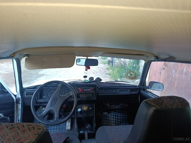 LADA (VAZ) 2107-15