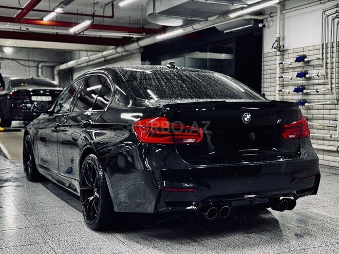 BMW 330-4