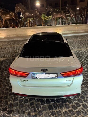 Kia Optima-5