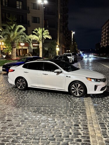 Kia Optima-1