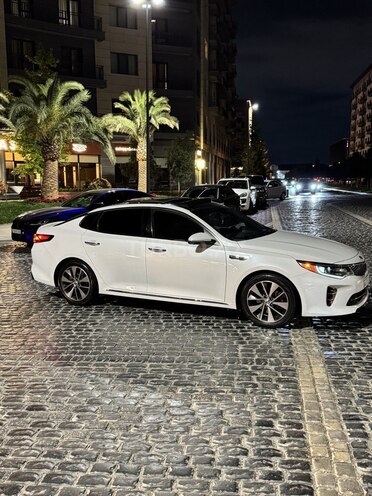 Kia Optima-2
