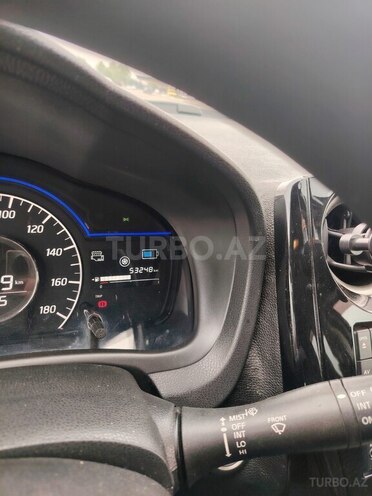Nissan Note-5