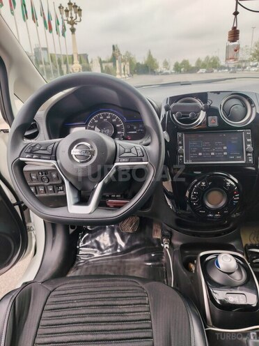 Nissan Note-3
