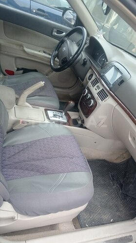 Hyundai Sonata-5