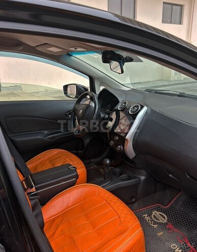 Nissan Note-8