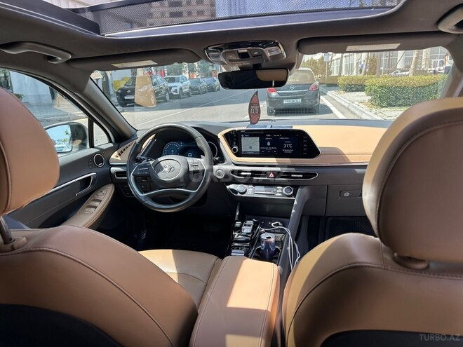 Hyundai Sonata-9