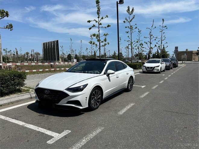 Hyundai Sonata-14