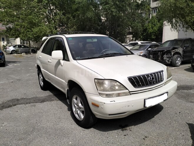 Lexus RX 300-1