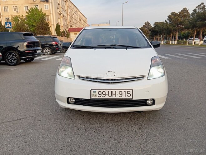 Toyota Prius-1