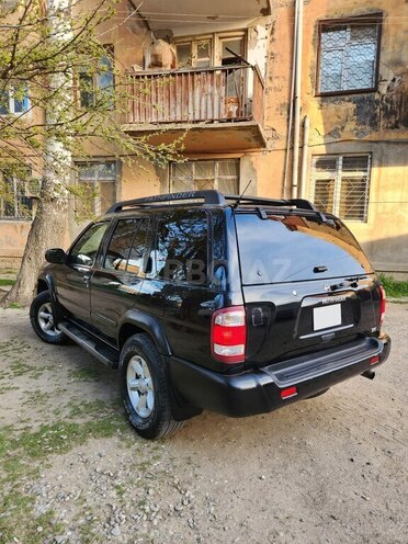 Nissan Pathfinder-3