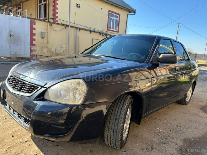 LADA (VAZ) Priora-1