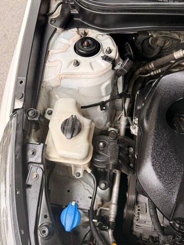 Hyundai Sonata-16