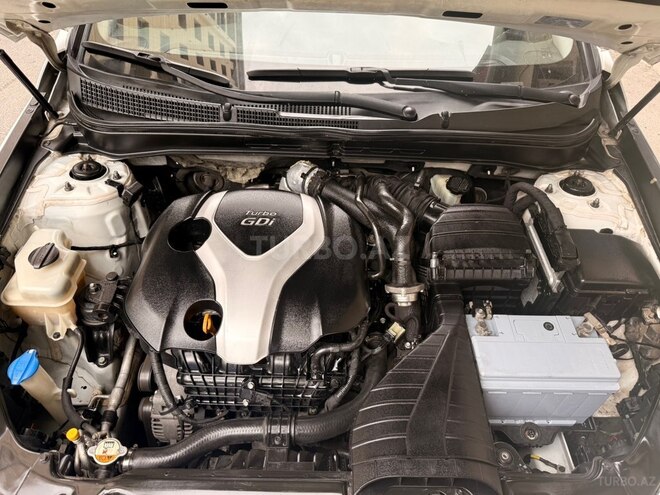 Hyundai Sonata-19