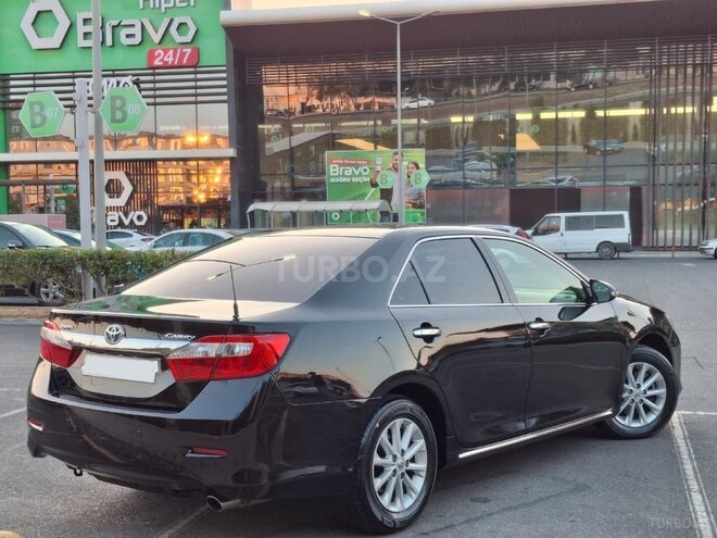 Toyota Camry-4