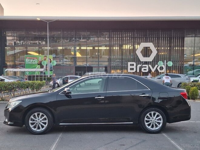 Toyota Camry-9