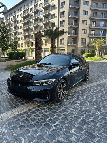 BMW 330-4