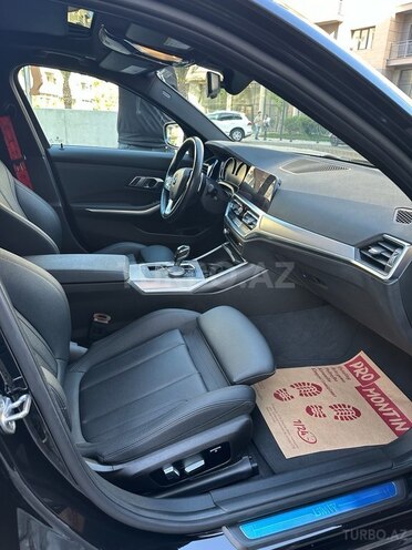 BMW 330-8