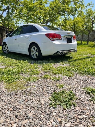 Chevrolet Cruze-6