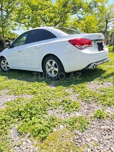 Chevrolet Cruze-5