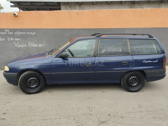 Opel Astra-4