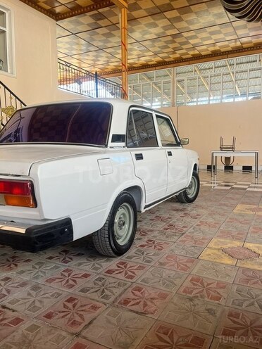 LADA (VAZ) 2107-4