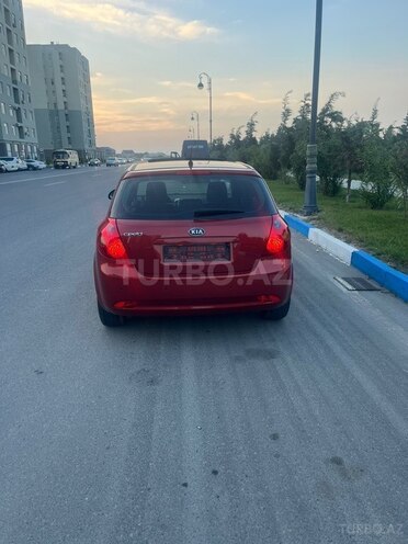 Kia Ceed-2