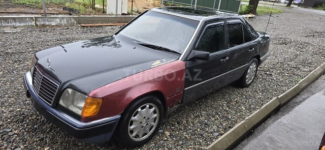 Mercedes E 220-4
